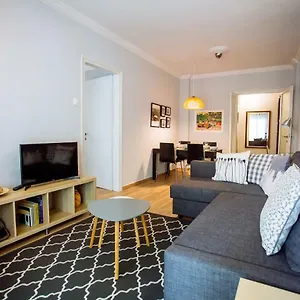 Διαμέρισμα Luxurious & Modern | Walk Everywhere | 5★ Amenities, Θεσσαλονίκη